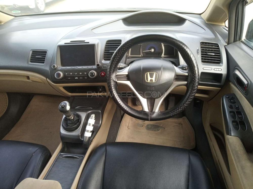 Honda Civic 2011 for Sale in Gujranwala Honda Civic 2011 for Sale in Gujranwala Image-8
