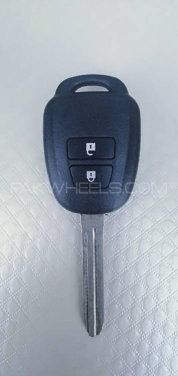 Toyota vitz 2015 model remote key available Image-1