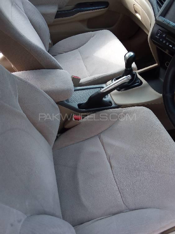 Honda Civic 2013 for Sale in Wah cantt Honda Civic 2013 for Sale in Wah cantt Image-10