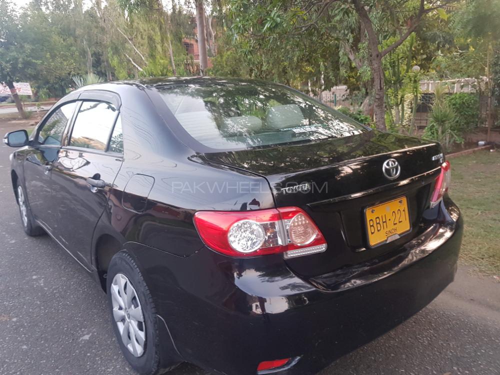 Toyota Corolla 2014 for Sale in Lahore Toyota Corolla 2014 for Sale in Lahore Image-9