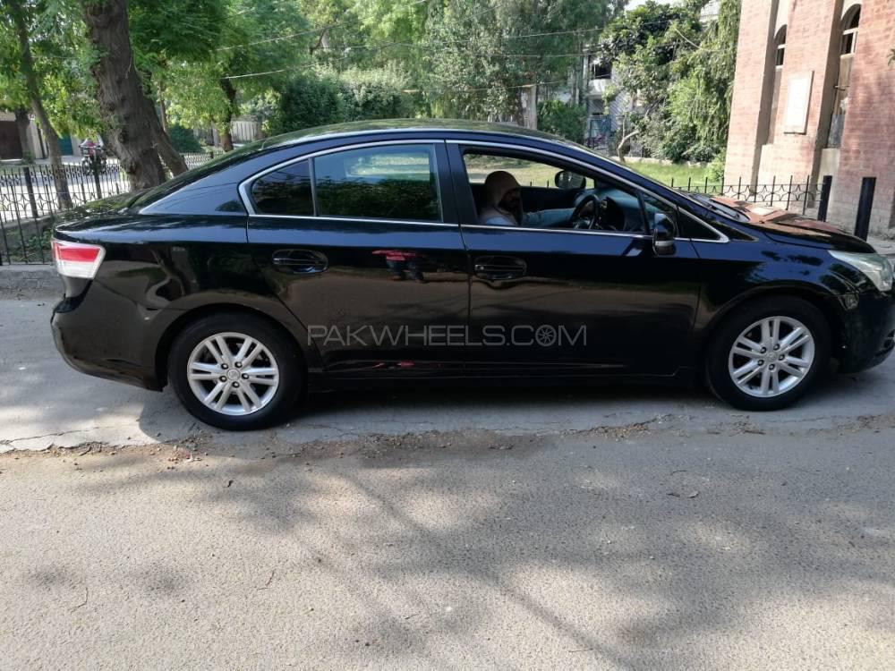 Toyota Avensis 2009 for Sale in Lahore Toyota Avensis 2009 for Sale in Lahore Image-5