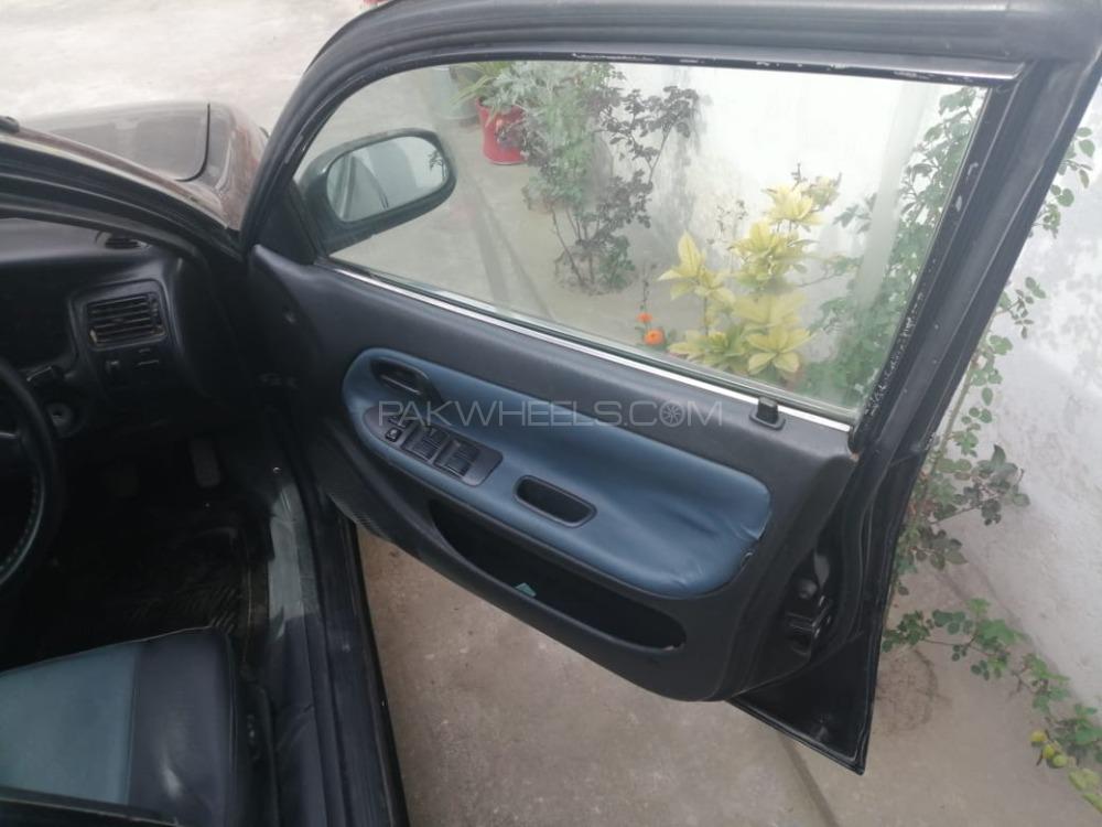 Toyota Corolla 1998 for Sale in Dera ismail khan Toyota Corolla 1998 for Sale in Dera ismail khan Image-4