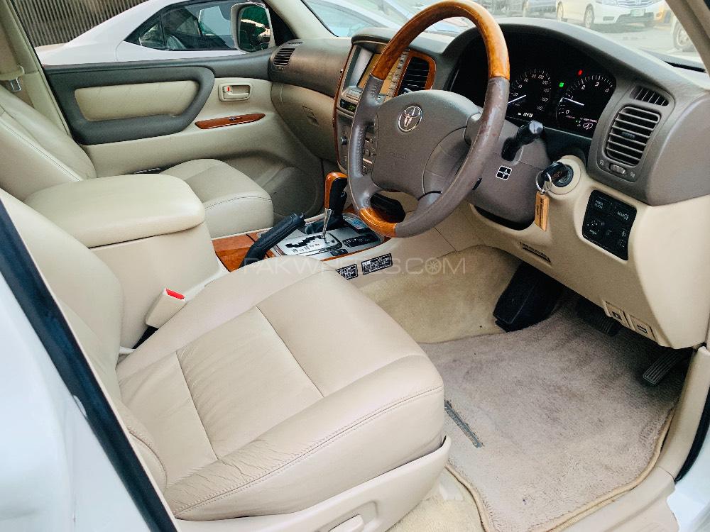Toyota Land Cruiser 2006 for Sale in Lahore Toyota Land Cruiser 2006 for Sale in Lahore Image-5