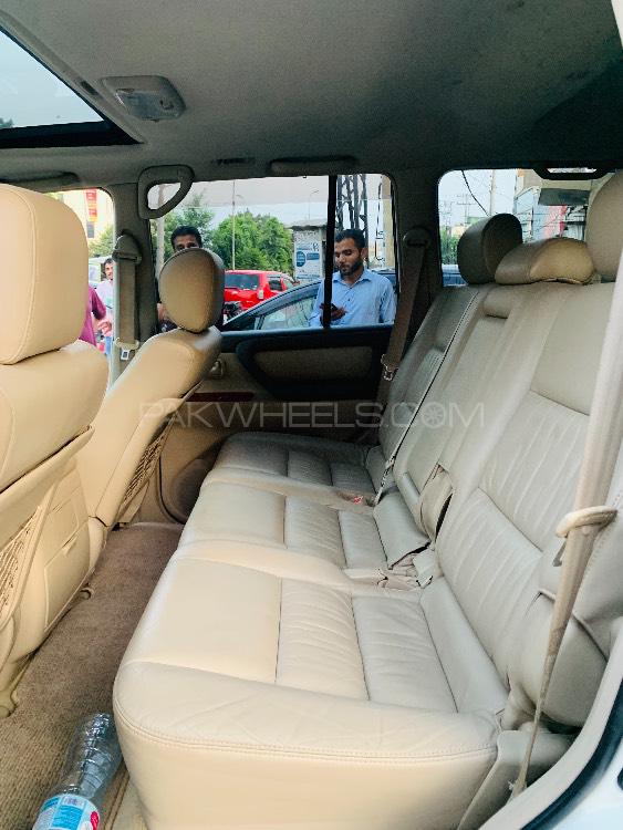 Toyota Land Cruiser 2006 for Sale in Lahore Toyota Land Cruiser 2006 for Sale in Lahore Image-7