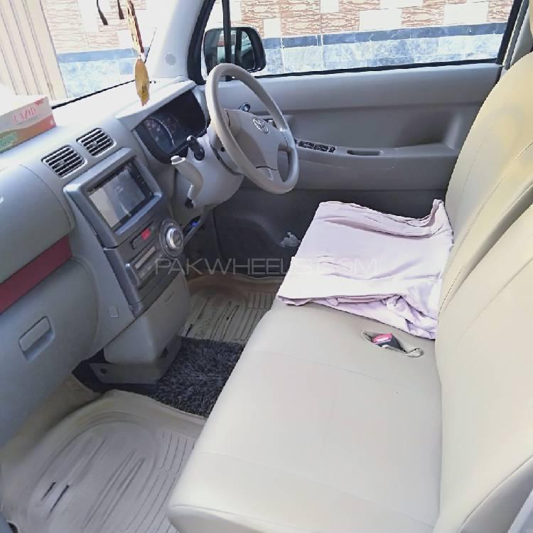 Toyota Pixis Space 2013 for Sale in Peshawar Toyota Pixis Space 2013 for Sale in Peshawar Image-9
