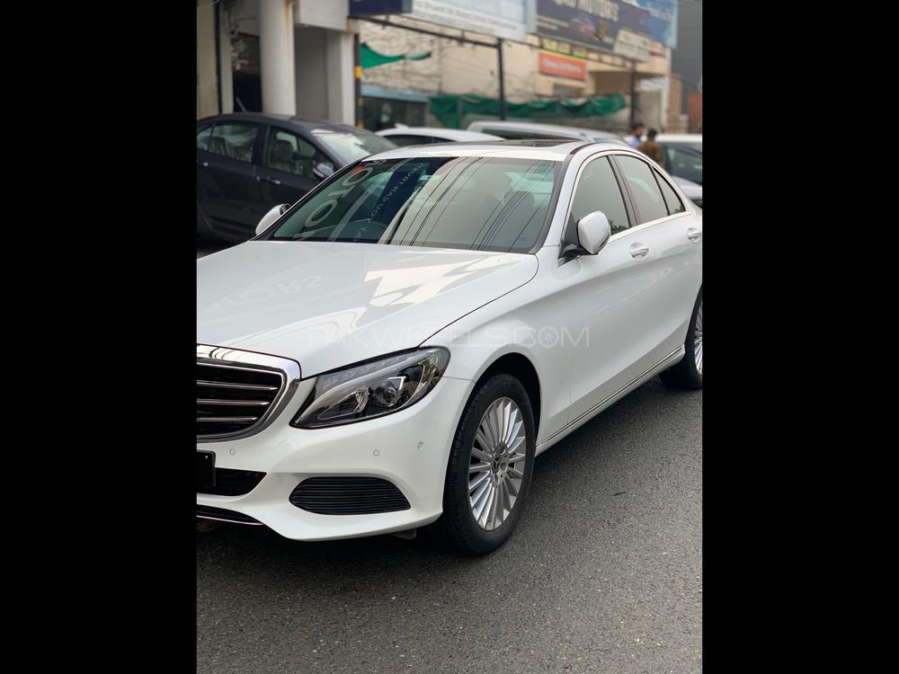 Mercedes Benz C Class 2017 for Sale in Lahore Mercedes Benz C Class 2017 for Sale in Lahore Image-3