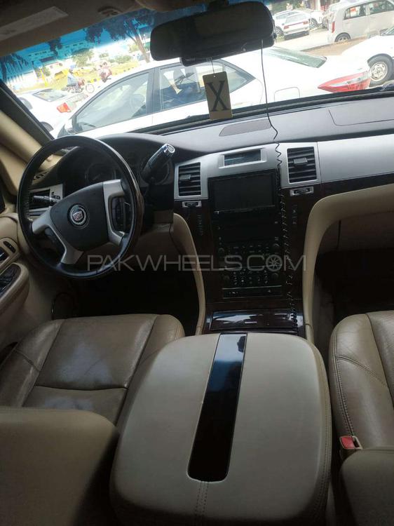 Cadillac Escalade Ext 2009 for Sale in Islamabad Cadillac Escalade Ext 2009 for Sale in Islamabad Image-13