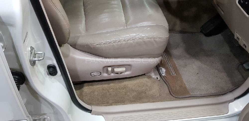 Toyota Land Cruiser 2002 for Sale in Peshawar Toyota Land Cruiser 2002 for Sale in Peshawar Image-13