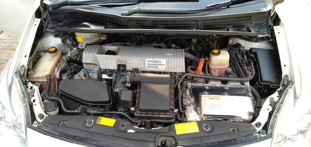 Toyota Prius 2011 for Sale in Arifwala Toyota Prius 2011 for Sale in Arifwala Image-7