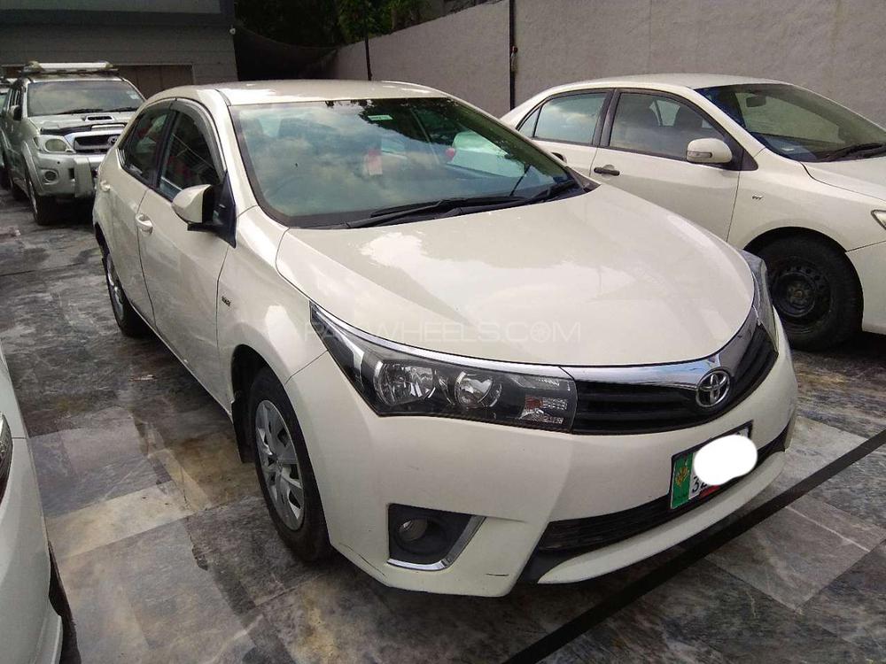Toyota Corolla 2017 for Sale in Lahore Toyota Corolla 2017 for Sale in Lahore Image-3