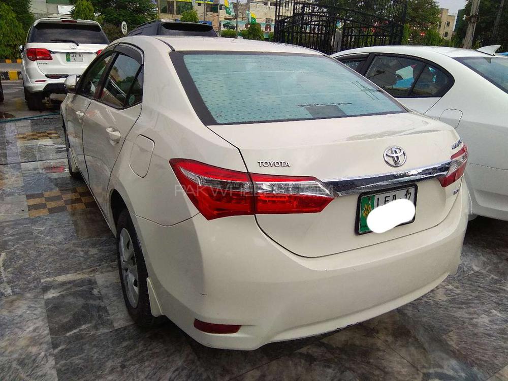 Toyota Corolla 2017 for Sale in Lahore Toyota Corolla 2017 for Sale in Lahore Image-10