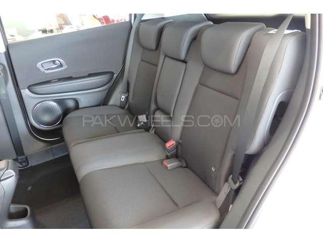 Honda Vezel 2018 for Sale in Islamabad Honda Vezel 2018 for Sale in Islamabad Image-2