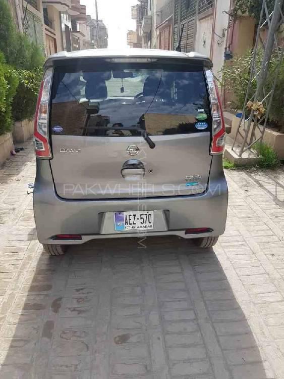Nissan Dayz Highway Star 2016 for Sale in Peshawar Nissan Dayz Highway Star 2016 for Sale in Peshawar Image-4