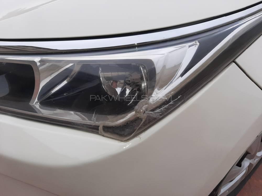 Toyota Corolla 2017 for Sale in Bahawalpur Toyota Corolla 2017 for Sale in Bahawalpur Image-6