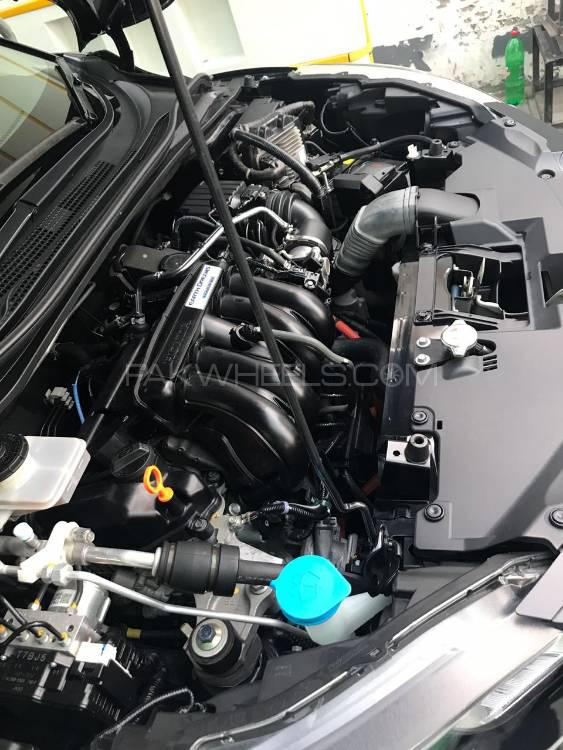 Honda Vezel 2014 for Sale in Lahore Honda Vezel 2014 for Sale in Lahore Image-8