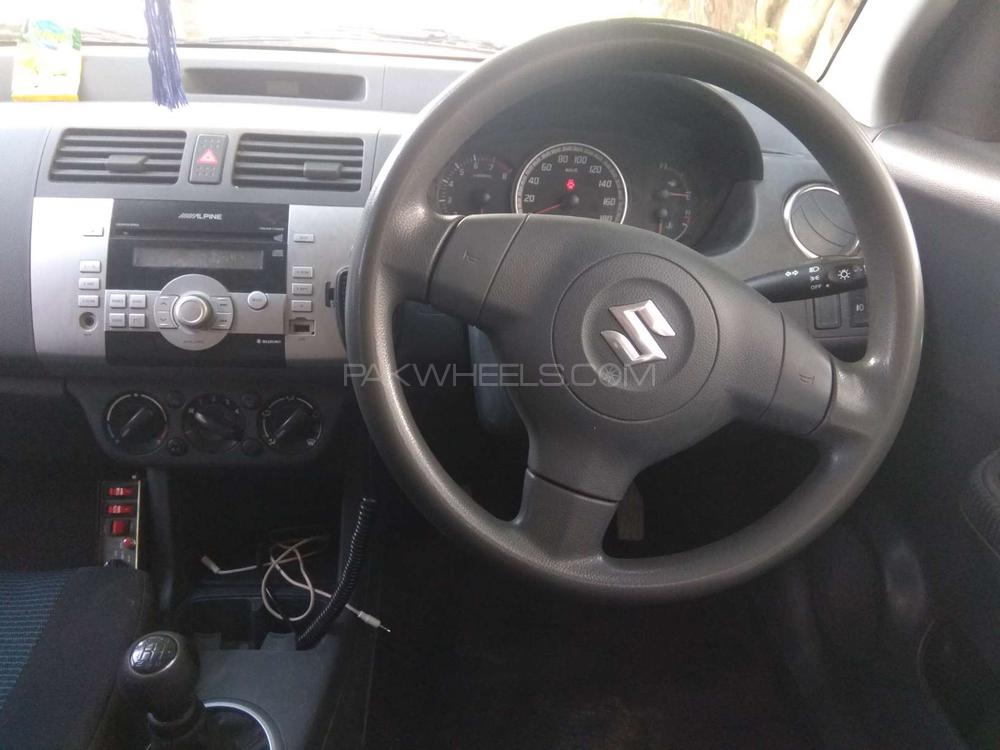 Suzuki Swift 2017 for Sale in Karachi Suzuki Swift 2017 for Sale in Karachi Image-9