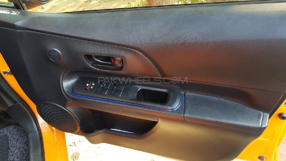Toyota Aqua 2015 for Sale in Peshawar Toyota Aqua 2015 for Sale in Peshawar Image-5