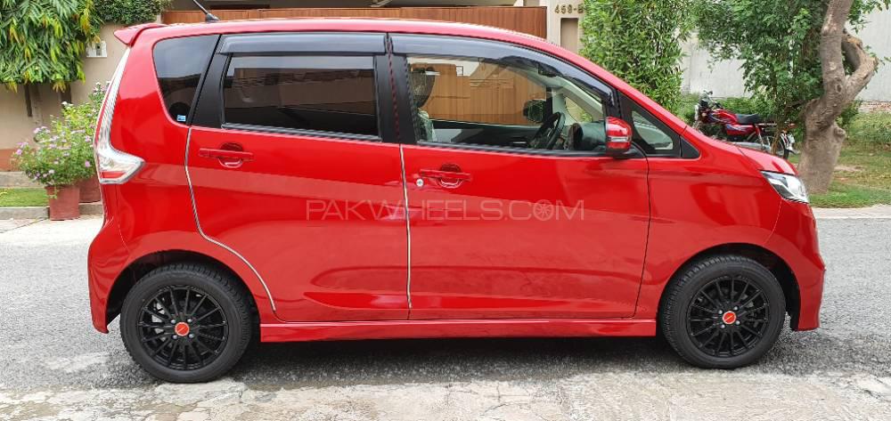 Mitsubishi Ek Wagon 2016 for Sale in Lahore Mitsubishi Ek Wagon 2016 for Sale in Lahore Image-5