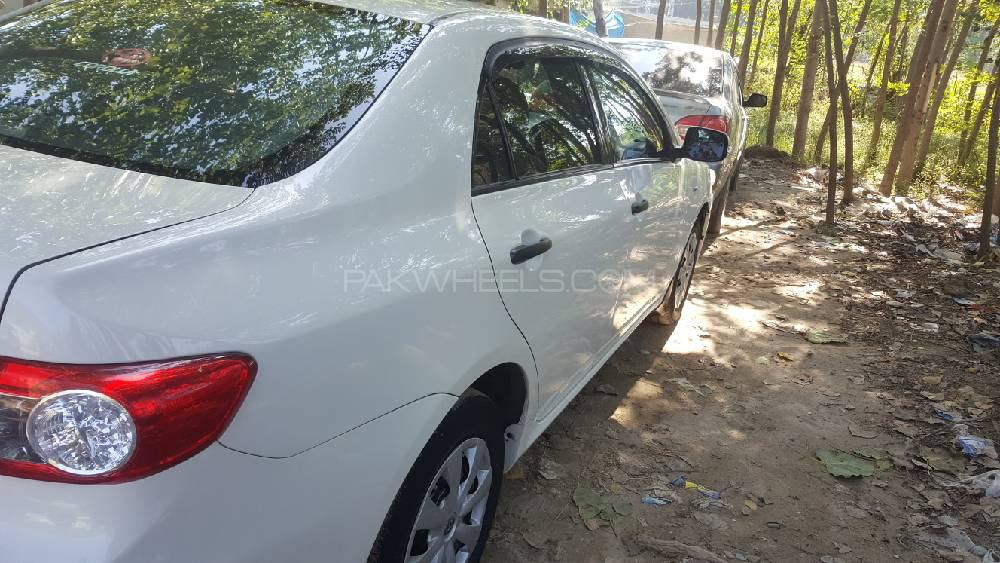 Toyota Corolla 2011 for Sale in Swat Image-1