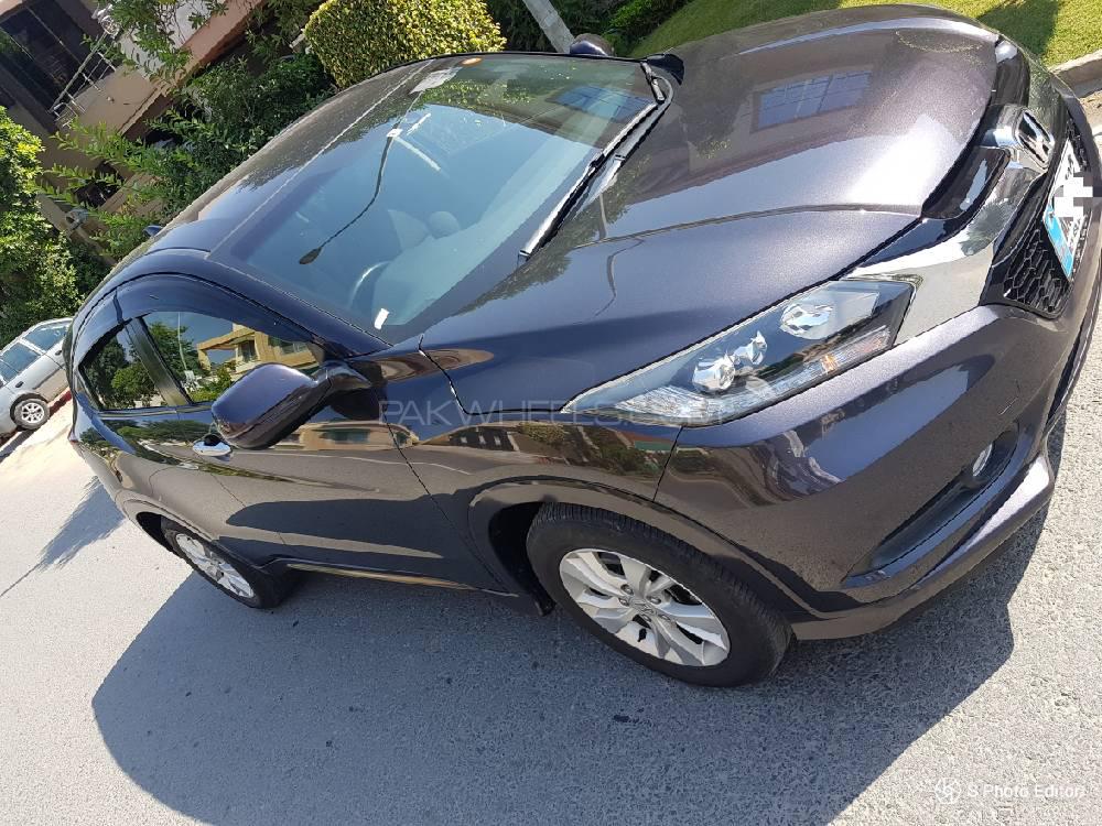 Honda Vezel 2014 for Sale in Lahore Honda Vezel 2014 for Sale in Lahore Image-3