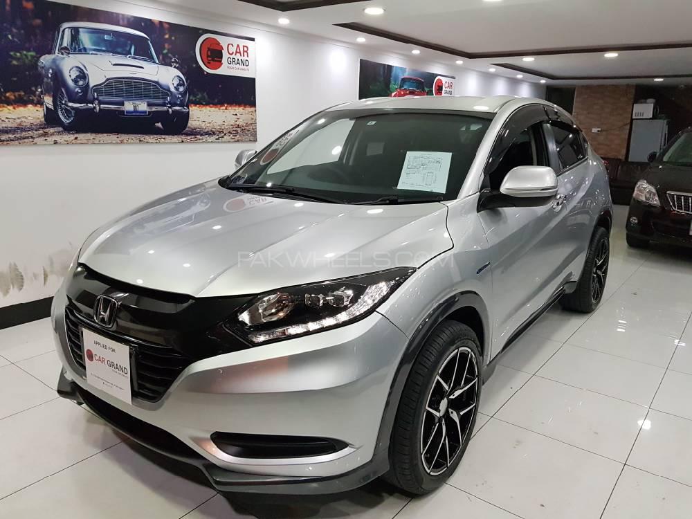 Honda Vezel 2014 for Sale in Peshawar Honda Vezel 2014 for Sale in Peshawar Image-4