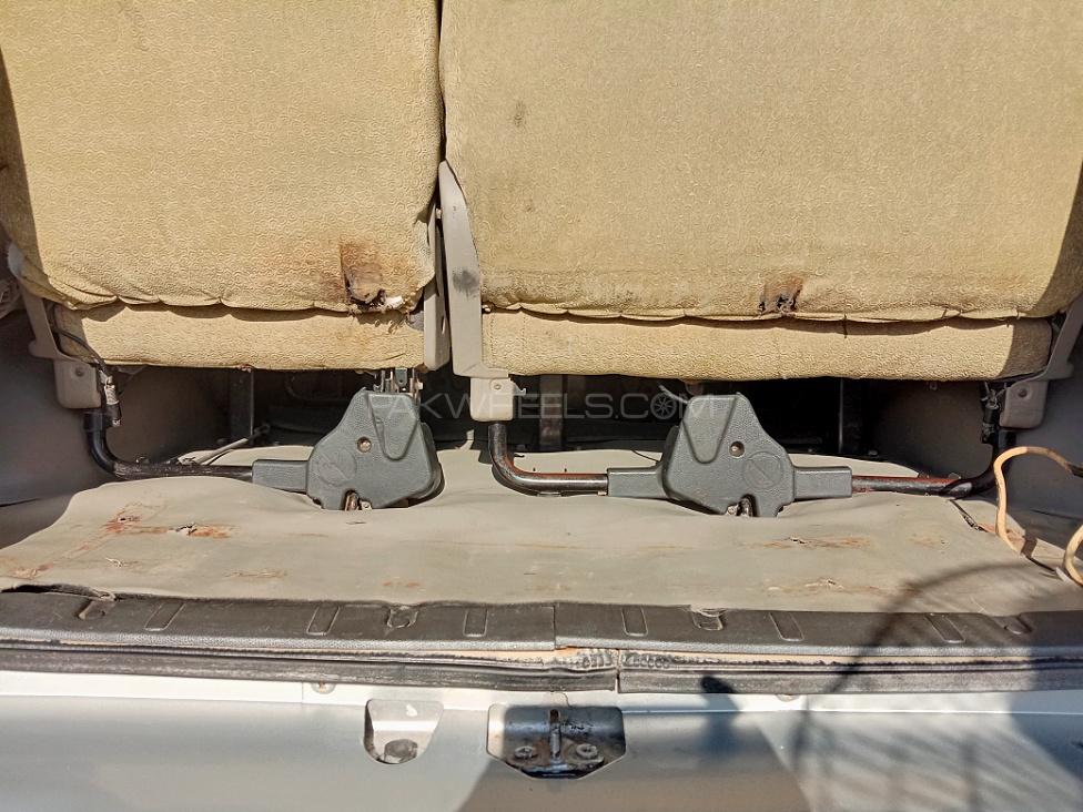 Suzuki APV 2006 for Sale in D.G.Khan Suzuki APV 2006 for Sale in D.G.Khan Image-5