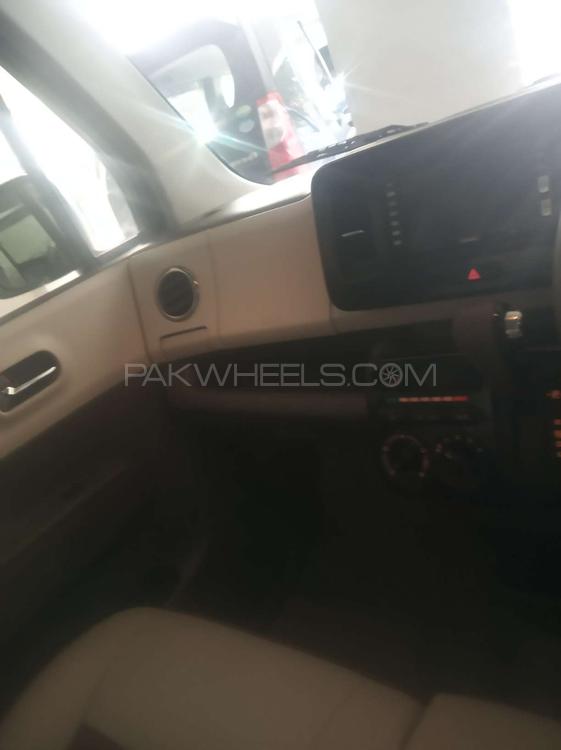 Suzuki MR Wagon 2015 for Sale in Faisalabad Suzuki MR Wagon 2015 for Sale in Faisalabad Image-7