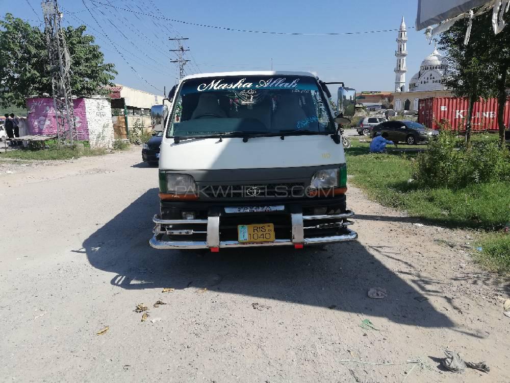 Toyota Hiace 2008 for Sale in Islamabad Image-1