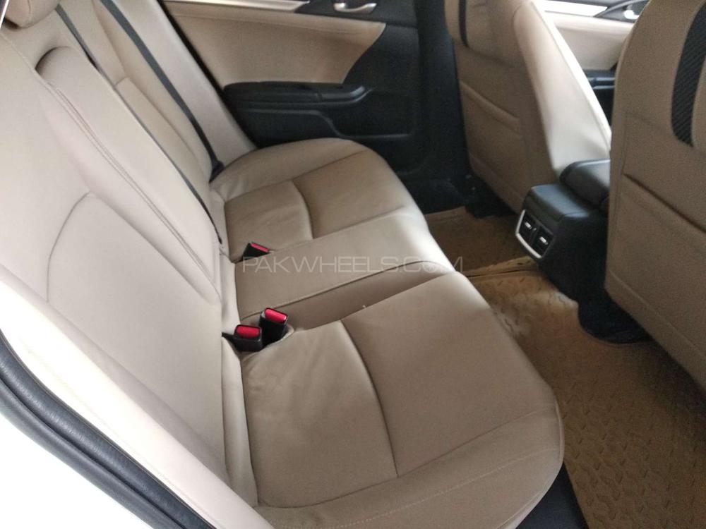 Honda Civic 2018 for Sale in Lahore Honda Civic 2018 for Sale in Lahore Image-14