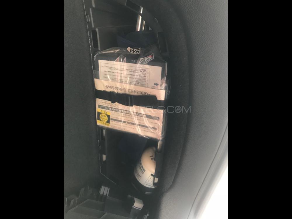 Honda Vezel 2015 for Sale in Islamabad Honda Vezel 2015 for Sale in Islamabad Image-13