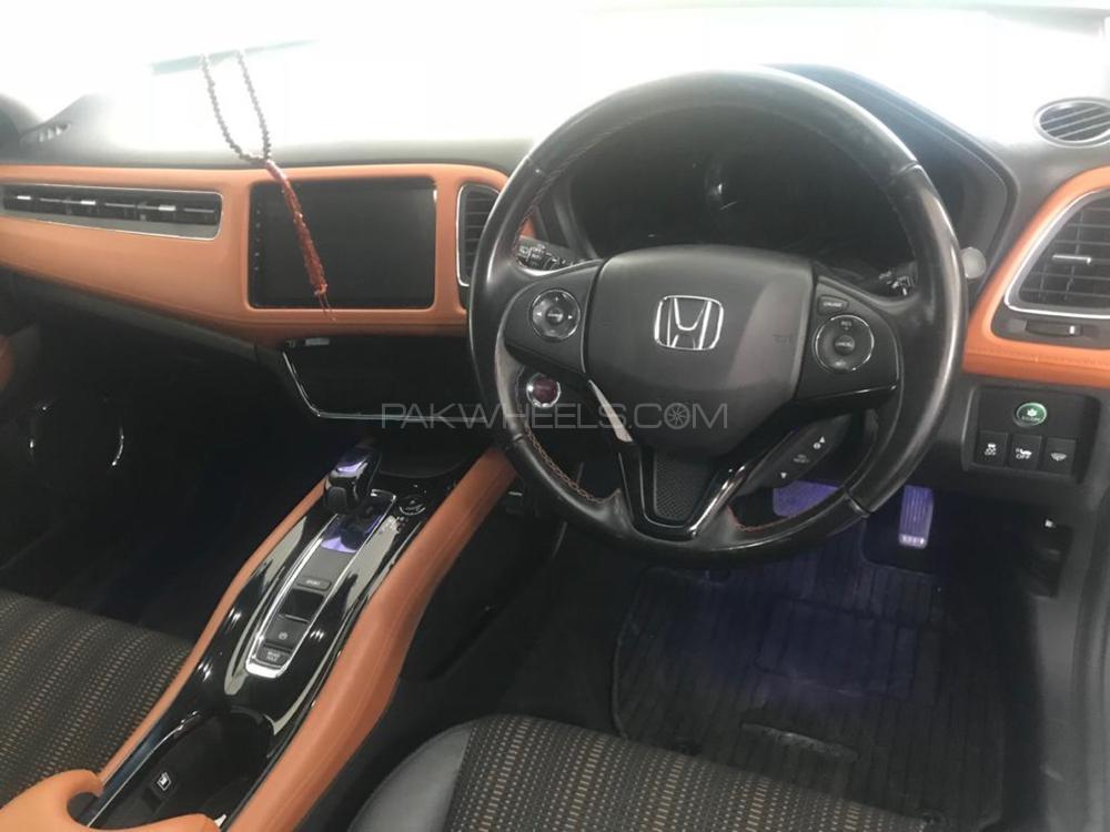 Honda Vezel 2015 for Sale in Islamabad Honda Vezel 2015 for Sale in Islamabad Image-10