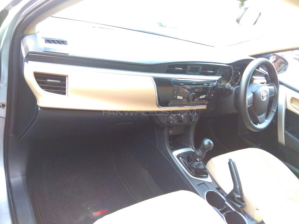 Toyota Corolla 2014 for Sale in Lahore Toyota Corolla 2014 for Sale in Lahore Image-7