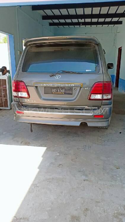 Toyota Land Cruiser 2001 for Sale in Karachi Toyota Land Cruiser 2001 for Sale in Karachi Image-3
