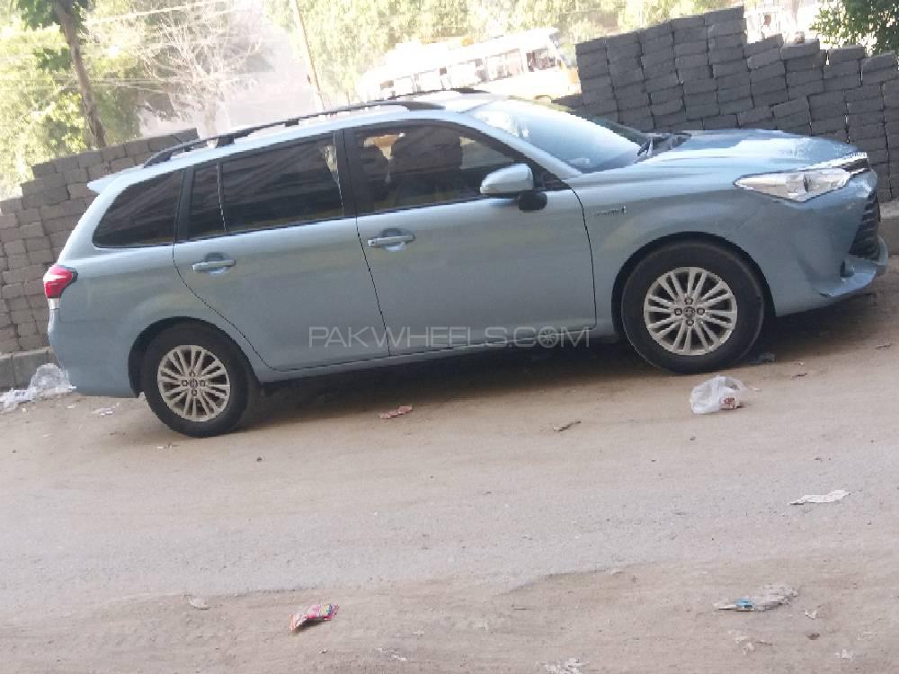 Toyota Corolla Fielder 2018 for Sale in Karachi Image-1