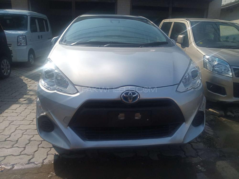 Toyota Aqua 2016 for Sale in Gujranwala Image-1