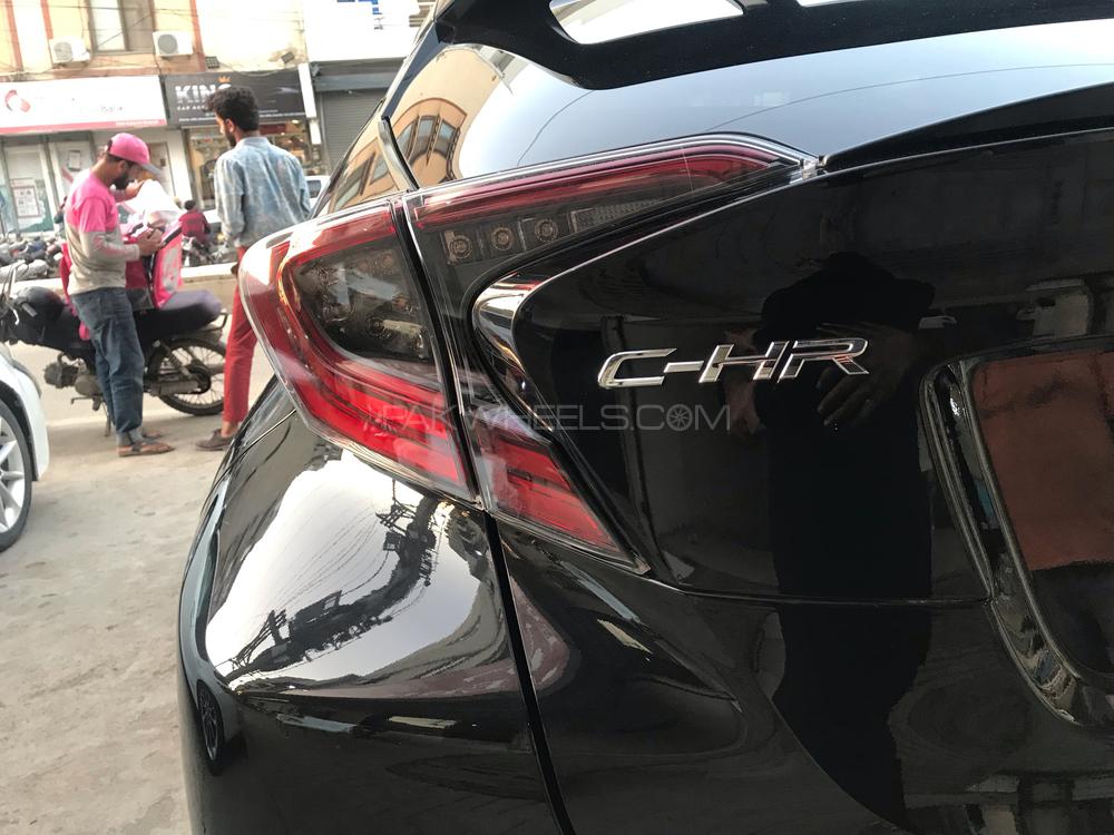 Toyota C-HR 2017 for Sale in Karachi Toyota C-HR 2017 for Sale in Karachi Image-13