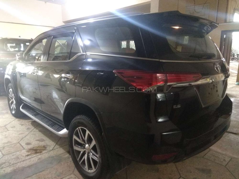 Toyota Fortuner 2018 for Sale in Karachi Toyota Fortuner 2018 for Sale in Karachi Image-16