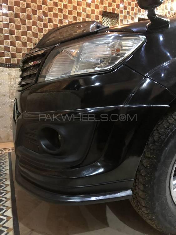 ٹویوٹا ہائیلکس 2012 for Sale in لاہور ٹویوٹا ہائیلکس 2012 for Sale in لاہور Image-8