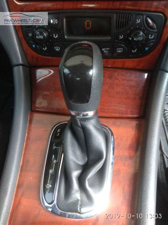 Mercedes Benz C Class 2004 for Sale in Lahore Mercedes Benz C Class 2004 for Sale in Lahore Image-10