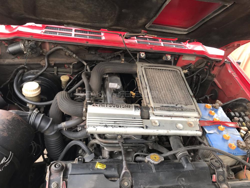 Mitsubishi Pajero 1994 for Sale in Lahore Mitsubishi Pajero 1994 for Sale in Lahore Image-4
