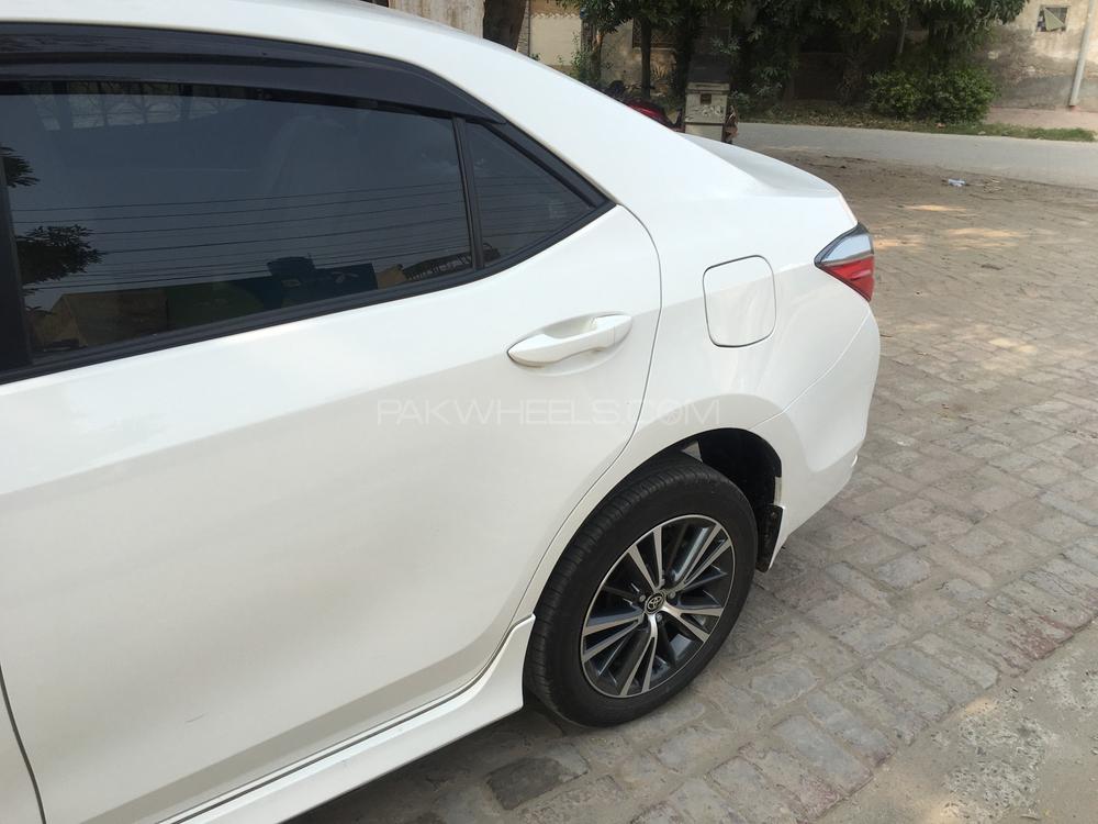 Toyota Corolla 2018 for Sale in Sargodha Toyota Corolla 2018 for Sale in Sargodha Image-2