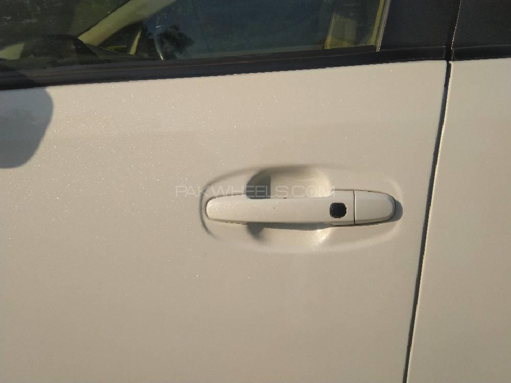 Toyota Prius 2006 for Sale in Mardan Toyota Prius 2006 for Sale in Mardan Image-3