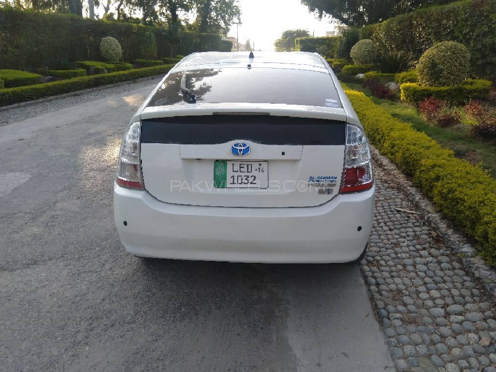 Toyota Prius 2006 for Sale in Mardan Toyota Prius 2006 for Sale in Mardan Image-5
