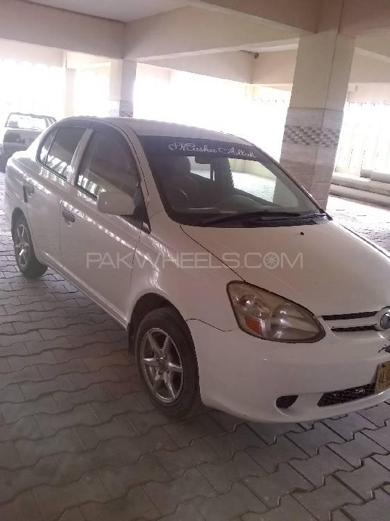 Toyota Platz 2003 for Sale in Karachi Image-1