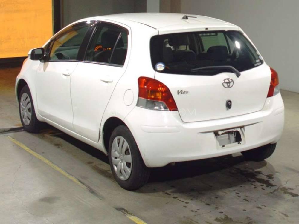 Toyota Vitz 2010 for Sale in Lahore Toyota Vitz 2010 for Sale in Lahore Image-2
