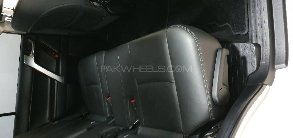 Toyota Prado 2014 for Sale in Lahore Toyota Prado 2014 for Sale in Lahore Image-10