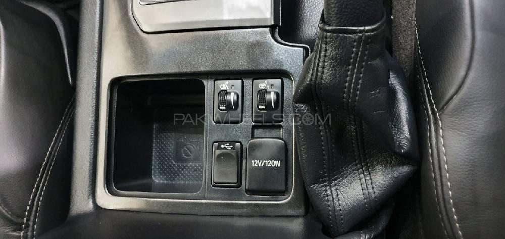 Toyota Prado 2014 for Sale in Lahore Toyota Prado 2014 for Sale in Lahore Image-11