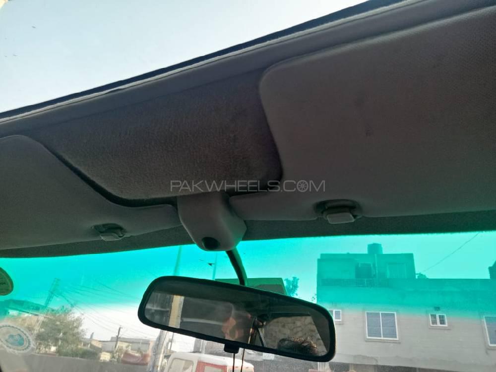 Honda Civic 2000 for Sale in Lahore Honda Civic 2000 for Sale in Lahore Image-16