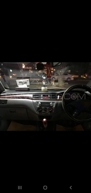 مٹسوبیشی لینسر 2004 for Sale in لاہور مٹسوبیشی لینسر 2004 for Sale in لاہور Image-10