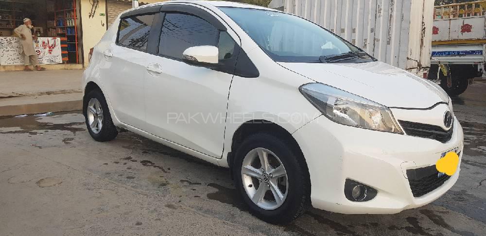 Toyota Vitz 2013 for Sale in Abbottabad Toyota Vitz 2013 for Sale in Abbottabad Image-6